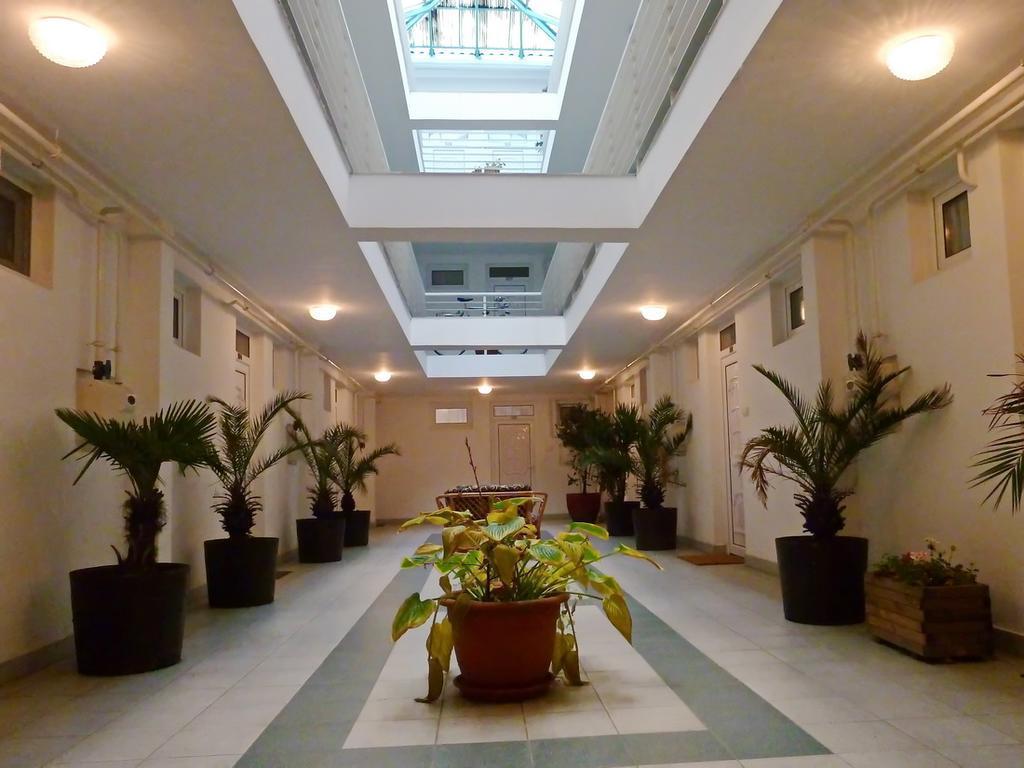 City Center Apartments Hévíz Стая снимка