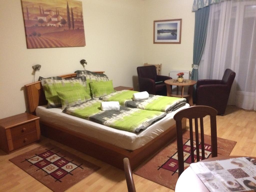 City Center Apartments Hévíz Екстериор снимка
